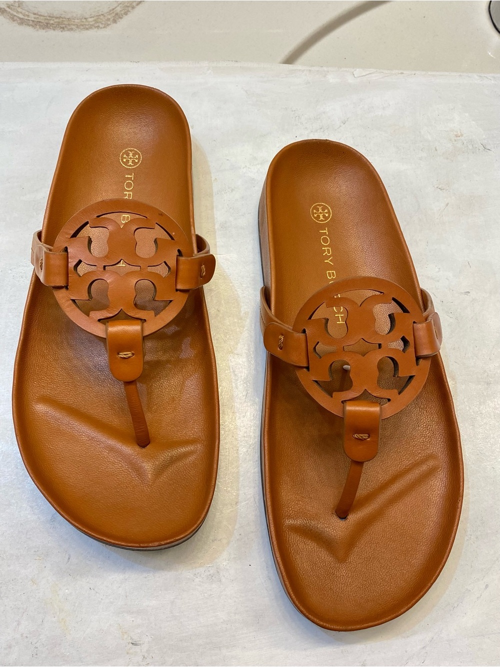 Tory Burch miller cloud sandals size 8.5 excellent condition perfect bottom